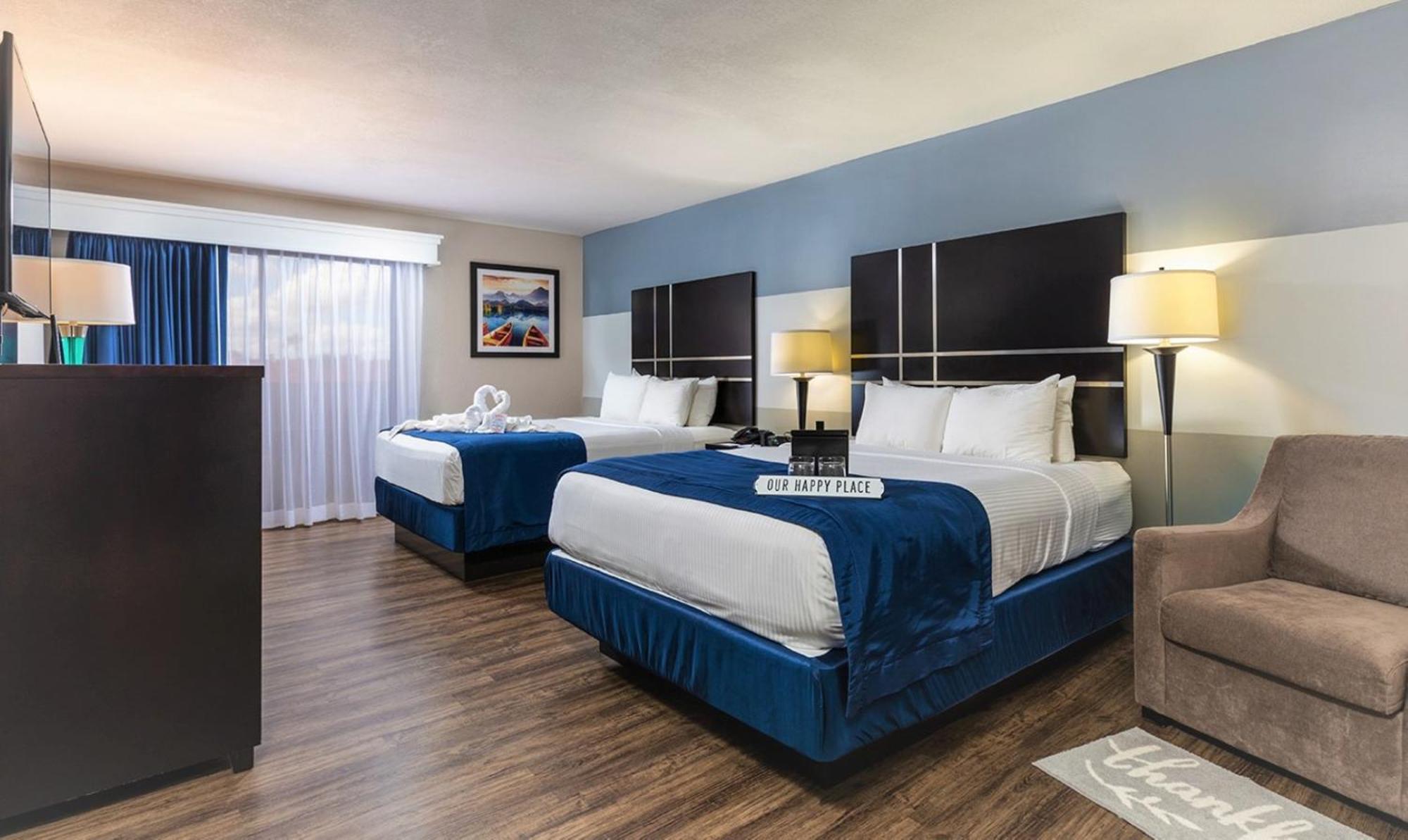 Quarto Duplo Superior com Cama Queen-size e Vista do Lago FAMQLV